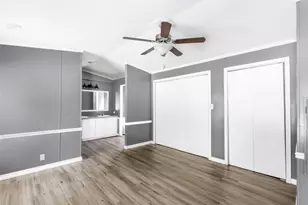 104 W Lawrence St, Dayton, TX 77535 - Photo 20