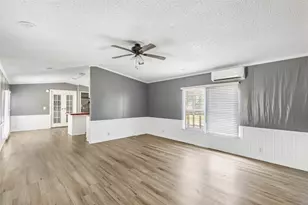 104 W Lawrence St, Dayton, TX 77535 - Photo 12