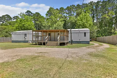 104 W Lawrence Street, Dayton, TX 77535 - Photo 4