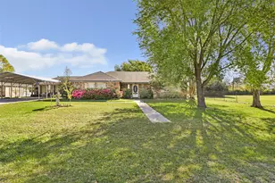 27414 Kathy Ln, Magnolia, TX 77355 - Photo 2