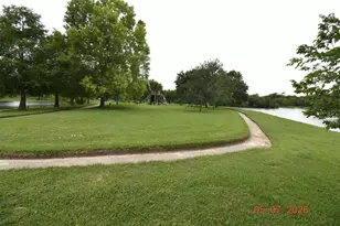 421 Creekside Dr, League City, TX 77573 - Photo 36