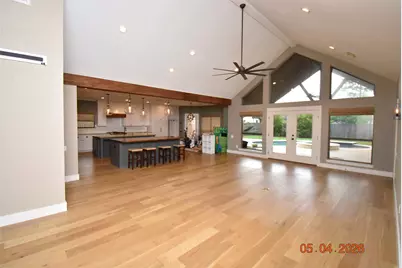 421 Creekside Drive, League City, TX 77573 - Photo 4