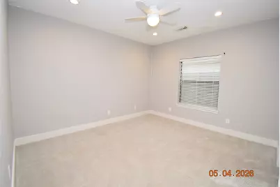 421 Creekside Drive, League City, TX 77573 - Photo 18