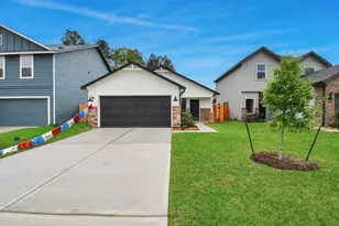 18728 Loom dr, Conroe, TX 77306 - Photo 2