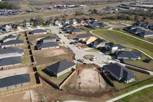 234 Orchard Laurel Dr, Alvin, TX 77511 - Photo 4