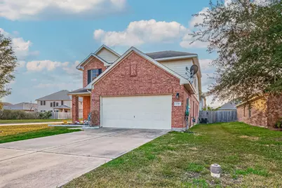 6718 Poplar Bend Lane, Dickinson, TX 77539 - Photo 1