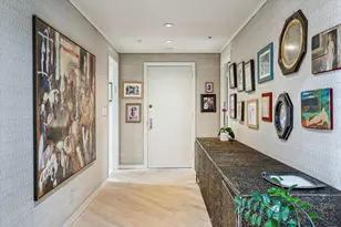 121 N Post Oak Ln, Houston, TX 77024 - Photo 4