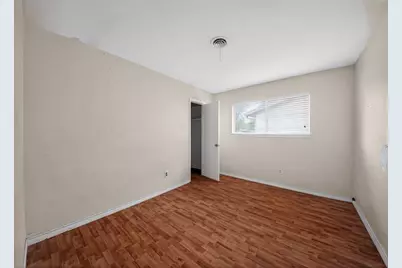 9539 Beverlyhill Street, Houston, TX 77063 - Photo 8