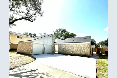 2023 Mustang Springs Drive, Missouri City, TX 77459 - Photo 1