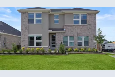 213 Rose Laurel Drive, Alvin, TX 77511 - Photo 1