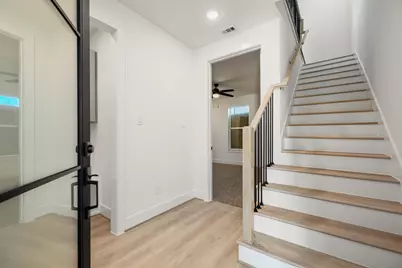 1226 E 23rd Street, Houston, TX 77009 - Photo 2