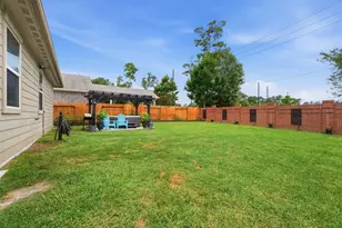 23911 Wedgewood Hollow Ln, Spring, TX 77389 - Photo 24