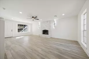 14930 Spring Lake Dr, Houston, TX 77070 - Photo 2