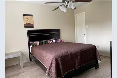 13918 Marners Court, Houston, TX 77014 - Photo 8