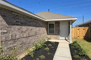 18666 Periwinkle Brk Dr, Crosby, TX 77532 - Photo 2