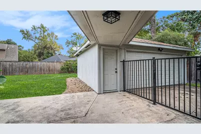 3819 Golden Lake Drive, Kingwood, TX 77345 - Photo 22