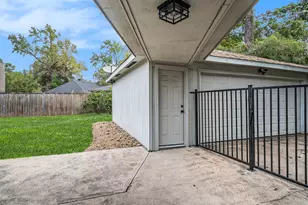 3819 Golden Lake Dr, Kingwood, TX 77345 - Photo 22