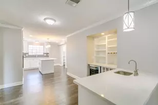 14022 Ragus Lake Dr, Sugar Land, TX 77498 - Photo 8