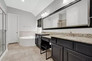 8018 Rippling Stream Ln, Richmond, TX 77407 - Photo 10
