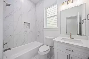 1949 Knoll Square Dr, Houston, TX 77080 - Photo 20