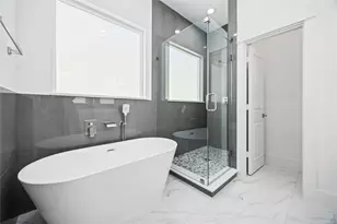 1949 Knoll Square Dr, Houston, TX 77080 - Photo 14