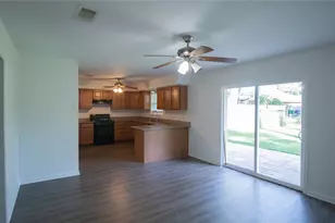 322 Broad Ripple Dr, Houston, TX 77336 - Photo 4