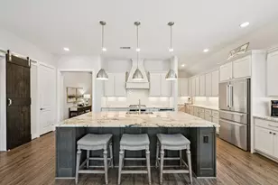 10611 Heather Berry Ln, Cypress, TX 77433 - Photo 2