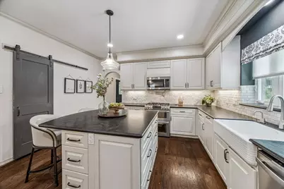 27 Cedarwing Lane, The Woodlands, TX 77380 - Photo 14