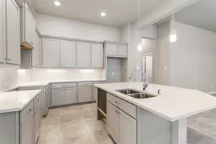 211 Congo Bay Cir, Willis, TX 77318 - Photo 4