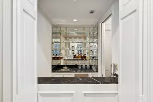 2249 Pelham Dr, Houston, TX 77019 - Photo 14