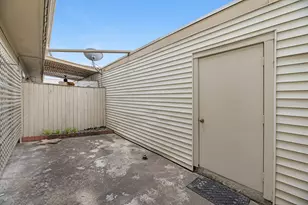 1936 Augusta Dr, Houston, TX 77057 - Photo 26