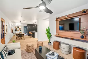 9619 Chatfield St, Houston, TX 77025 - Photo 4