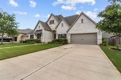 30427 Watershed Way, Fulshear, TX 77441 - Photo 2