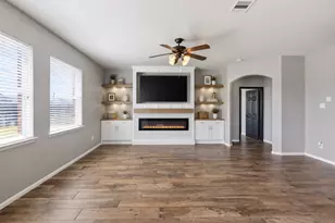 9611 Indian Trail, Mont Belvieu, TX 77523 - Photo 16