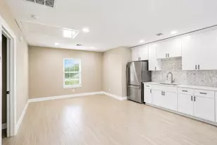 1206-B Pinewood Ln, Pasadena, TX 77502 - Photo 8