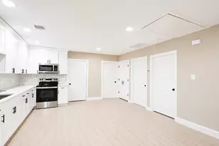 1206-B Pinewood Ln, Pasadena, TX 77502 - Photo 10