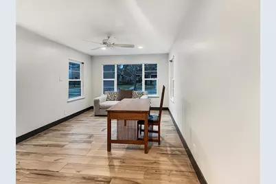 4521 Maple Street, Bellaire, TX 77401 - Photo 6