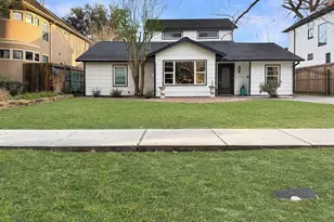 4521 Maple St, Bellaire, TX 77401 - Photo 36