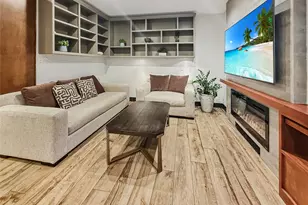 4521 Maple St, Bellaire, TX 77401 - Photo 16