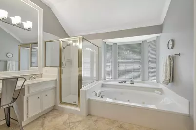 17027 Chapel Park Way, Houston, TX 77059 - Photo 36