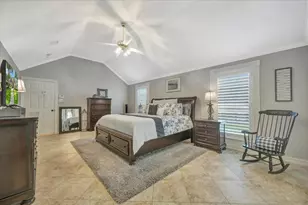17027 Chapel Park Way, Houston, TX 77059 - Photo 30