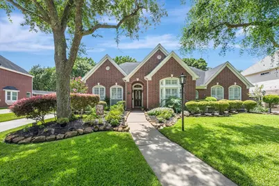 17027 Chapel Park Way, Houston, TX 77059 - Photo 1