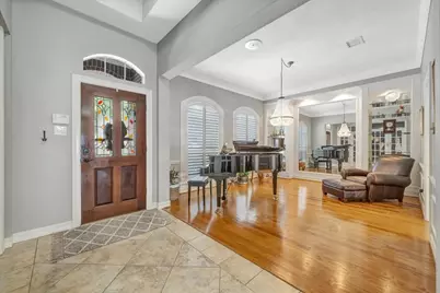 17027 Chapel Park Way, Houston, TX 77059 - Photo 10