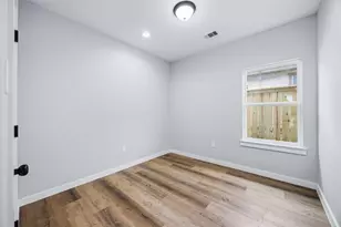 7316 Victoria St, Houston, TX 77020 - Photo 14