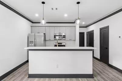 913 Panama Boulevard, Houston, TX 77009 - Photo 4