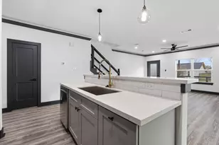 913 Panama Blvd, Houston, TX 77009 - Photo 8