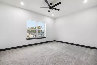 913 Panama Boulevard, Houston, TX 77009 - Photo 18
