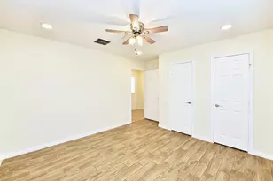 2402 Quartzsite St, League City, TX 77573 - Photo 30