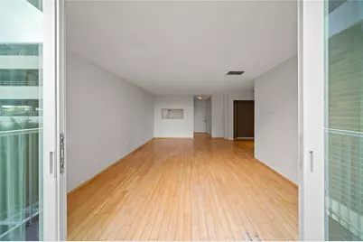 3600 Montrose Boulevard #405, Houston, TX 77006 - Photo 2