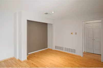 3600 Montrose Boulevard #405, Houston, TX 77006 - Photo 12